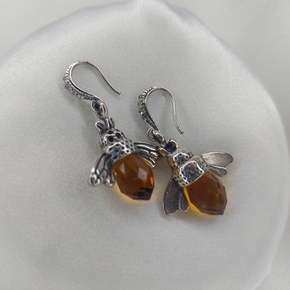 Bumblebee Earrings Dangle Silver Tone 1.5'' Faceted Glass Honey Color